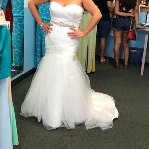Sweetheart Neckline Mermaid Wedding Gown Tie Back!
